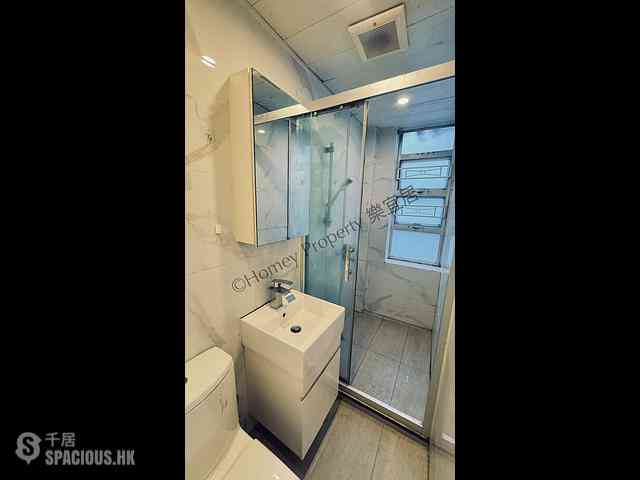 Tsim Sha Tsui - Ocean View Court 07
