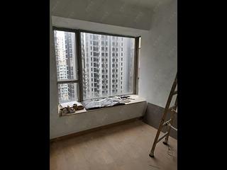 Sai Ying Pun - Island Crest Block 2 03