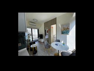 Sai Ying Pun - The Queens 06