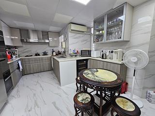 Hung Hom - Laguna Verde Phase 4 Laguna Grande Block 18 03