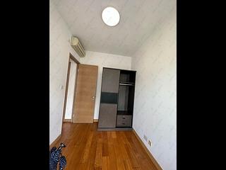 Sai Ying Pun - Island Crest Block 1 07