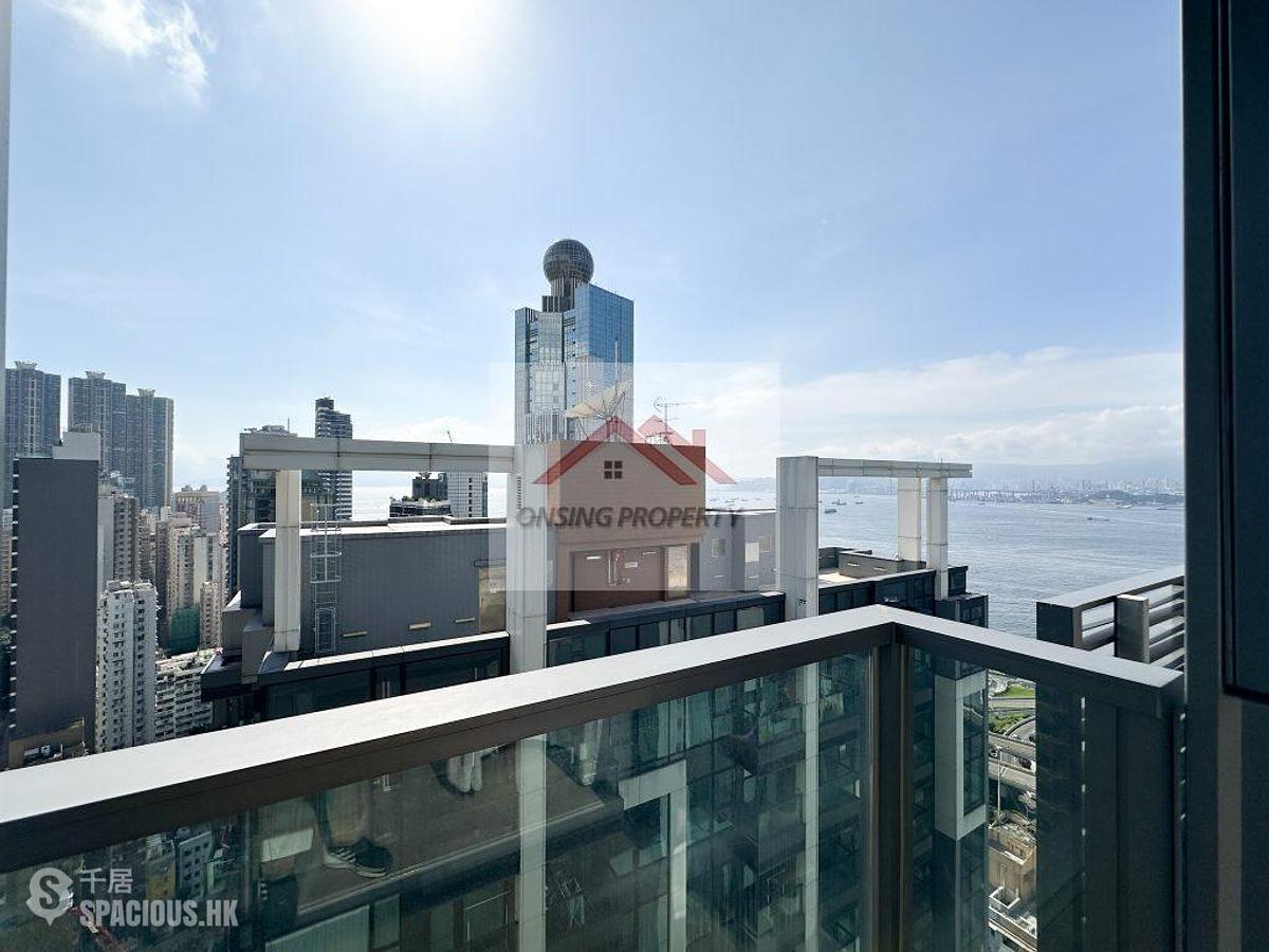 Sai Ying Pun - Two・Artlane 01