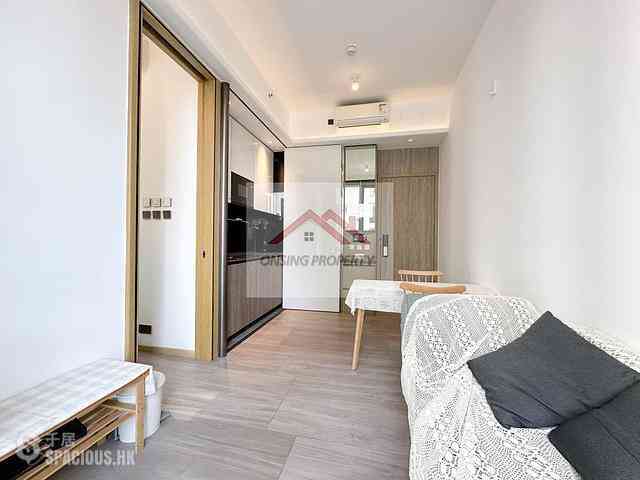 Sai Ying Pun - Two・Artlane 03