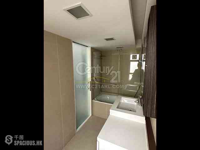 Mid Levels Central - Merry Court 12