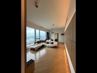 West Kowloon - The Cullinan (Tower 21 Zone 2 Luna Sky) 02