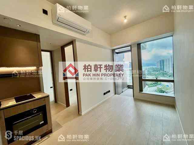 Quarry Bay - Finnie 01
