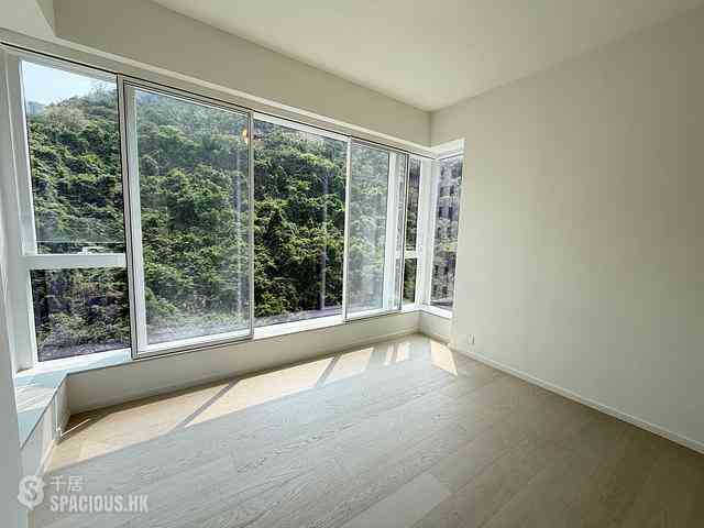Wan Chai - 33 Kennedy Road 01