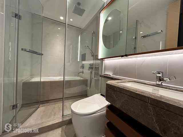Shek Tong Tsui - Novum West 10