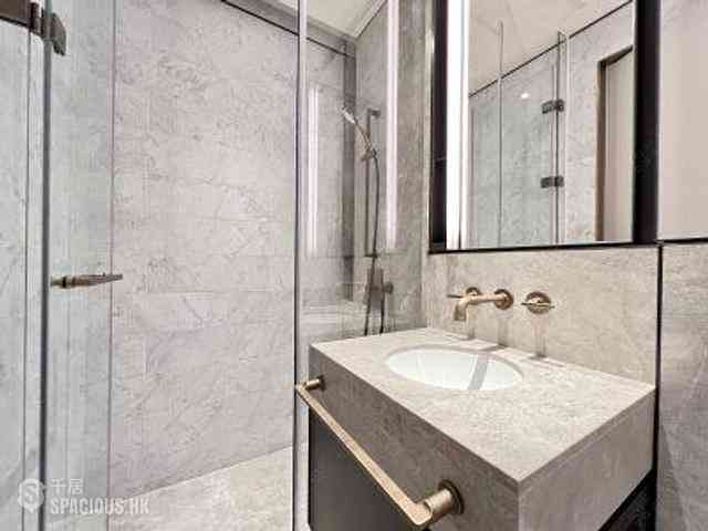 Wan Chai - Eight Star Street 17