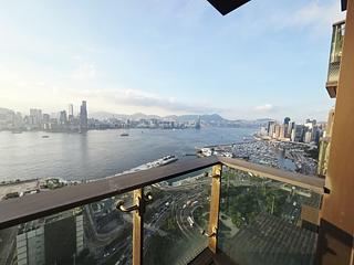 Wan Chai - The Gloucester 02