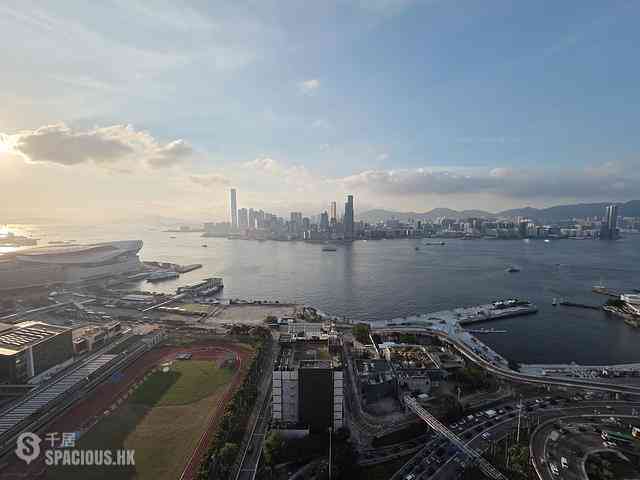 Wan Chai - The Gloucester 03
