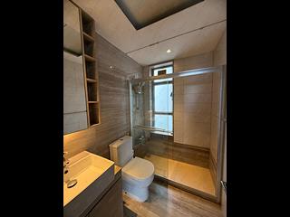 Sai Ying Pun - Island Crest 08