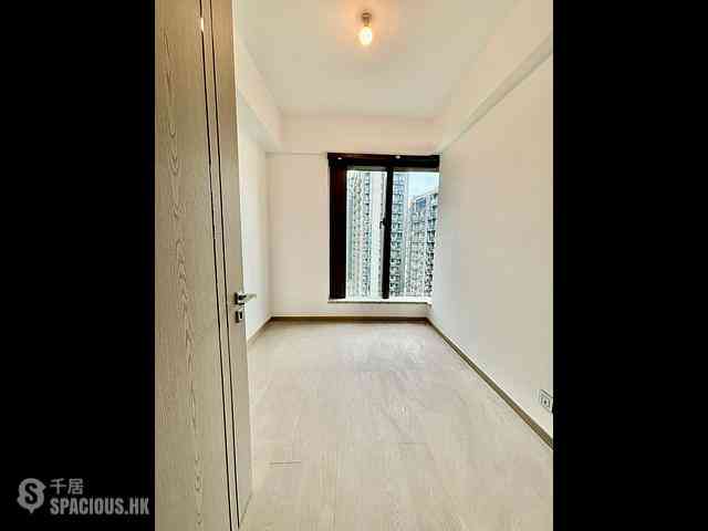 Wong Chuk Hang - The Southside Phase 3B Blue Coast 08