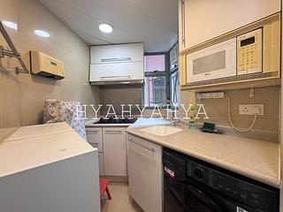 Sheung Wan - Queen's Terrace 08