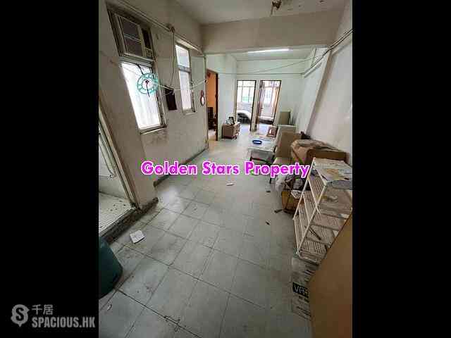 Sai Ying Pun - 230-232, Des Voeux Road West 01