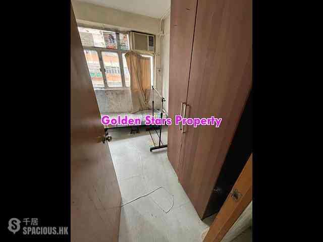 Sai Ying Pun - 230-232, Des Voeux Road West 03