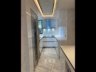 Beacon Hill - Beacon Peak Phase 1 Tower 1 04