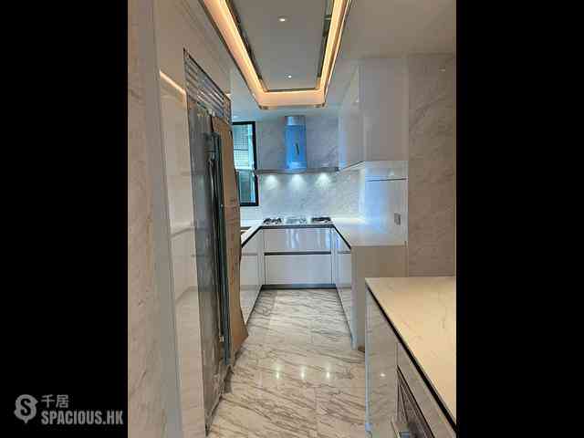 Beacon Hill - Beacon Peak Phase 1 Tower 1 04