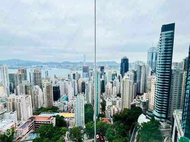Mid Levels West - Hong Kong Garden 02