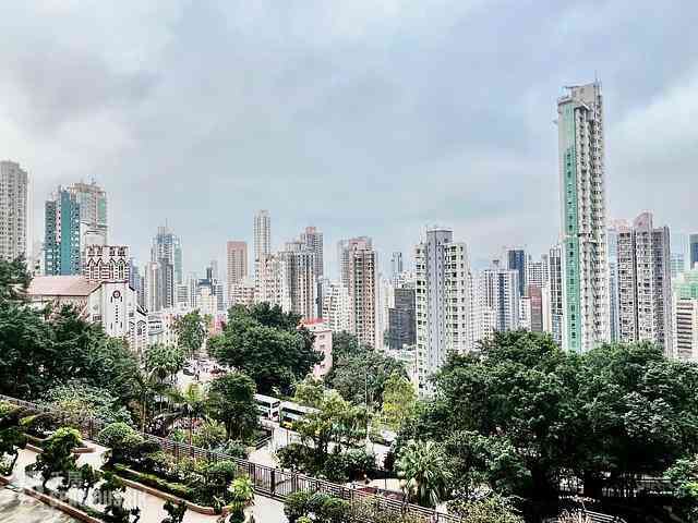 Mid Levels West - Hong Kong Garden 03