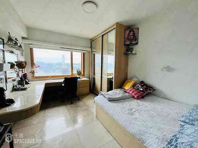 Mid Levels West - Hong Kong Garden 08