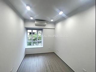 Mid Levels West - Kingsford Height 11