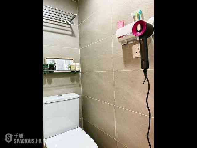 Causeway Bay - Phoenix Apartments 13