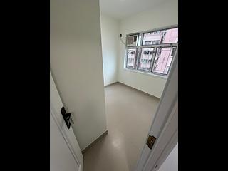 Sai Ying Pun - Yuet Sum Mansion 02