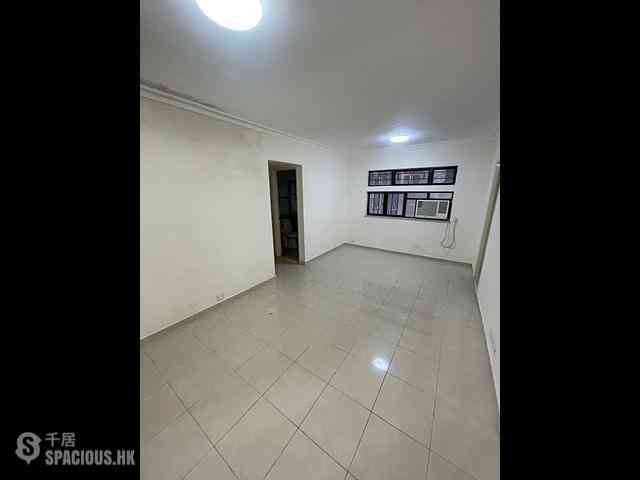 Sai Ying Pun - Good View Court 01