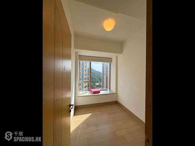 Kennedy Town - Cadogan 14
