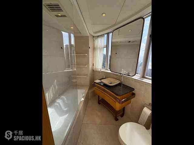 Kennedy Town - Cadogan 16