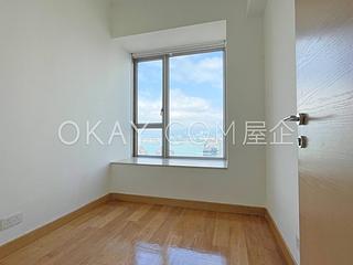Sai Ying Pun - Island Crest 09