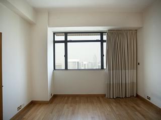 Mid Levels Central - Fairlane Tower 09