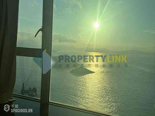 Kennedy Town - The Merton 01