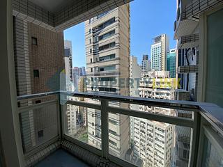 Soho - Centrestage 03