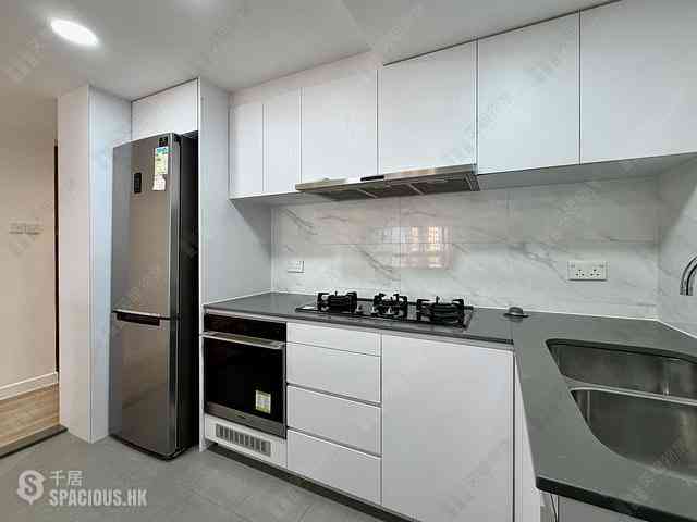 Mid Levels West - Realty Gardens 16