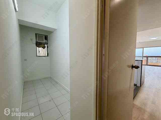 Mid Levels West - Realty Gardens 19