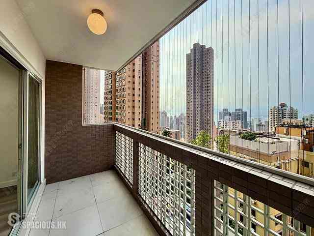 Mid Levels West - Realty Gardens 05