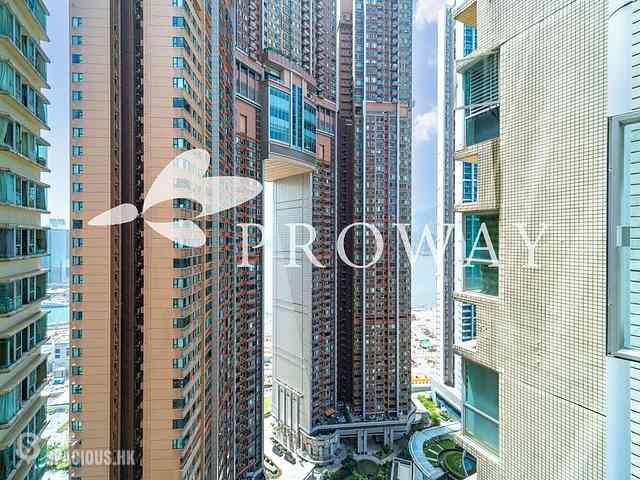 West Kowloon - The Waterfront 02