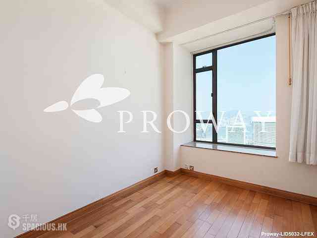 Mid Levels Central - Fairlane Tower 10