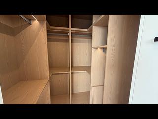 Sai Ying Pun - The Summa Block 1 14
