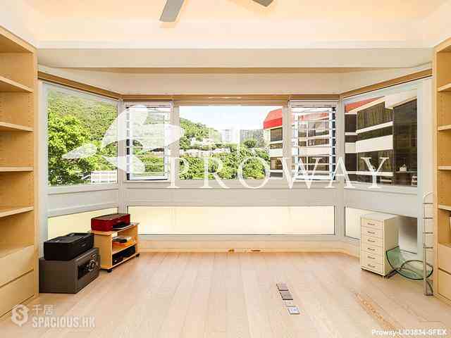 Pok Fu Lam - 3, Consort Rise 10