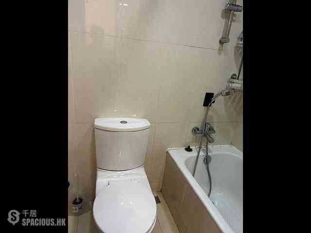 Wan Chai - The Zenith Phase 1 Block 1 09