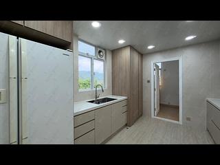 Chung Hom Kok - Hillgrove Block A 03