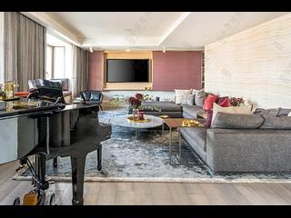 Mid Levels Central - Regal Crest 02
