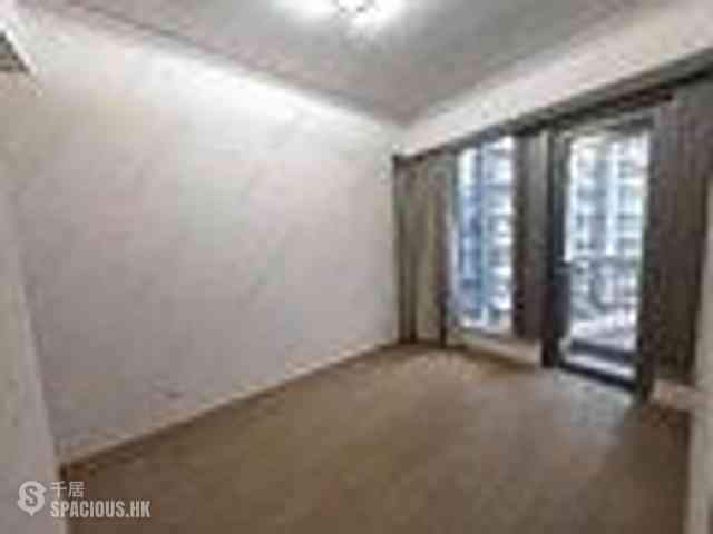 Wong Chuk Hang - The Southside Phase 2 La Marina Tower 2A 01