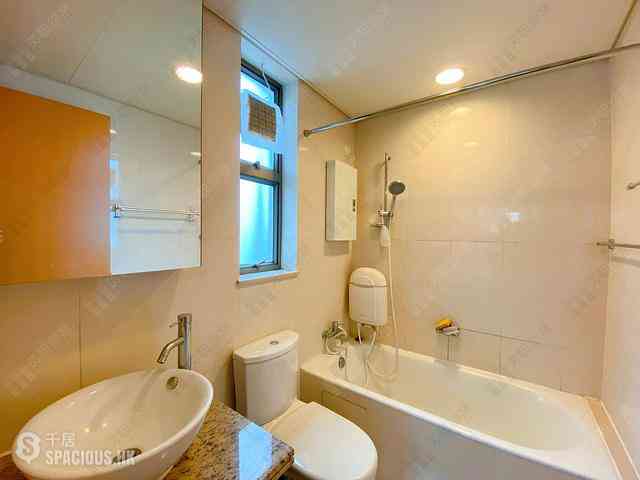 Wan Chai - The Zenith Phase 1 Block 3 09