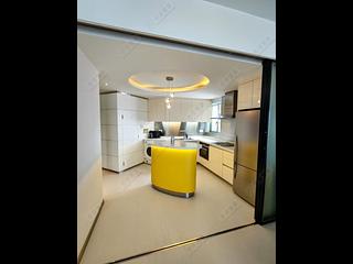 Tsim Sha Tsui - The Victoria Towers Tower 3 08