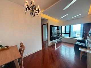 West Kowloon - The Arch Sun Tower (Block 1A) 03