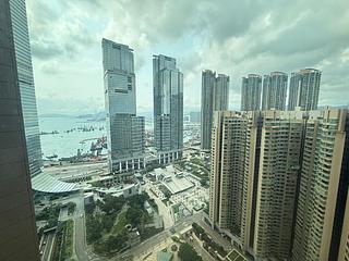 West Kowloon - The Arch Sun Tower (Block 1A) 02